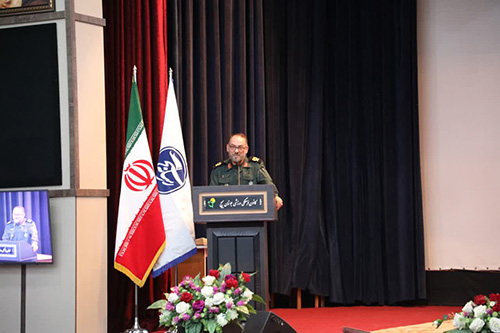 خبرنگاران طلایه‌داران امیدبخشی در جامعه هستند