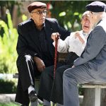 ۸۴ درصد سالمندان کشور دارو مصرف می‌کنند